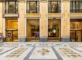Apre Starbucks alla Galleria Umberto I di Napoli